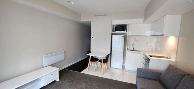 705/39 Beach Road City Centre_4