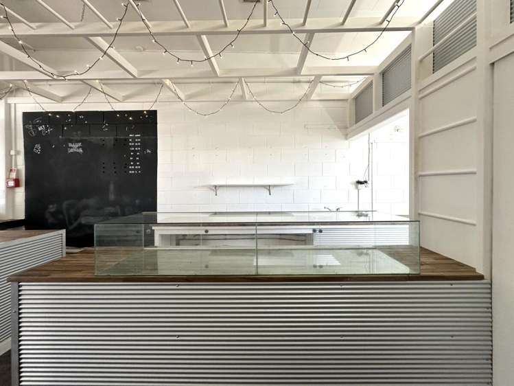 Unit 2, 22 Te Heuheu Street Town Centre_2