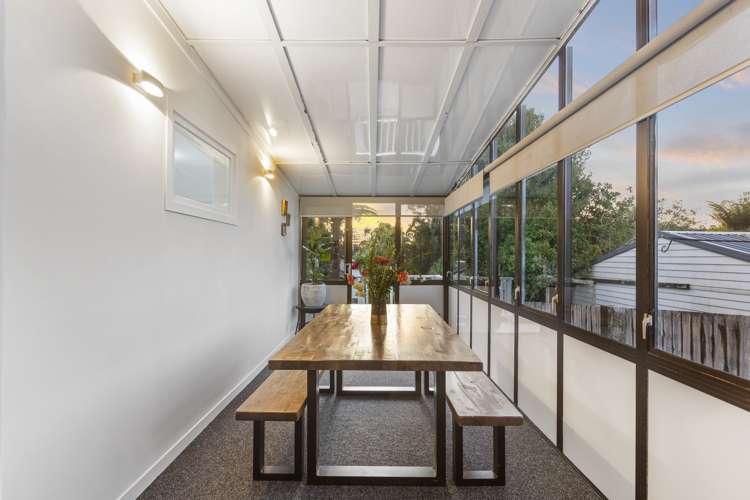 1/10 Cresta Avenue Beach Haven_12