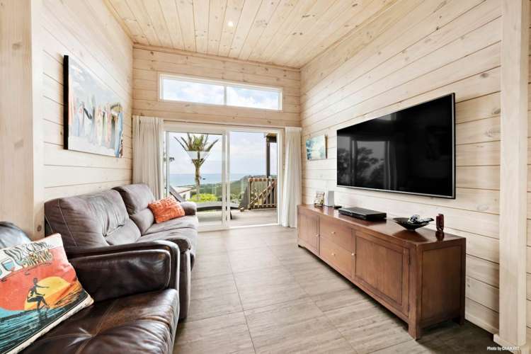 93 Oaia Road Muriwai_13