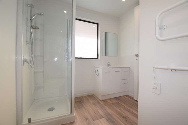 15 Wakeling Avenue Te Atatu South_5