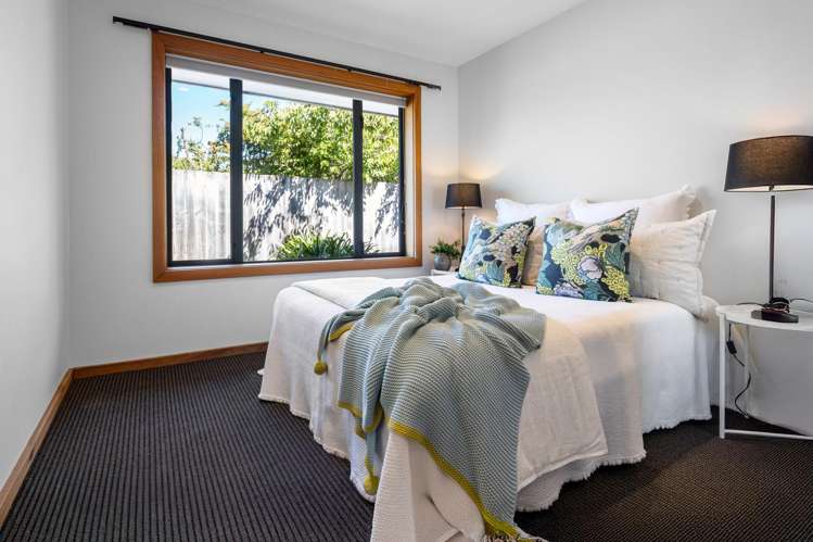 12 John Morel Place Parklands_16