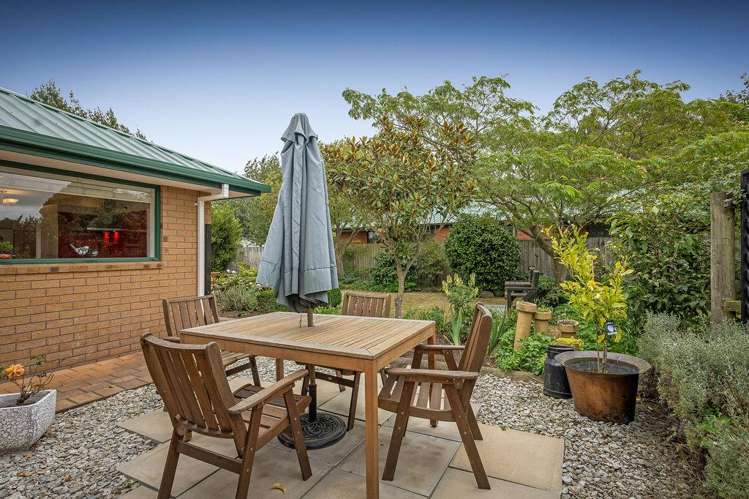 17 Devon Crescent Darfield_18