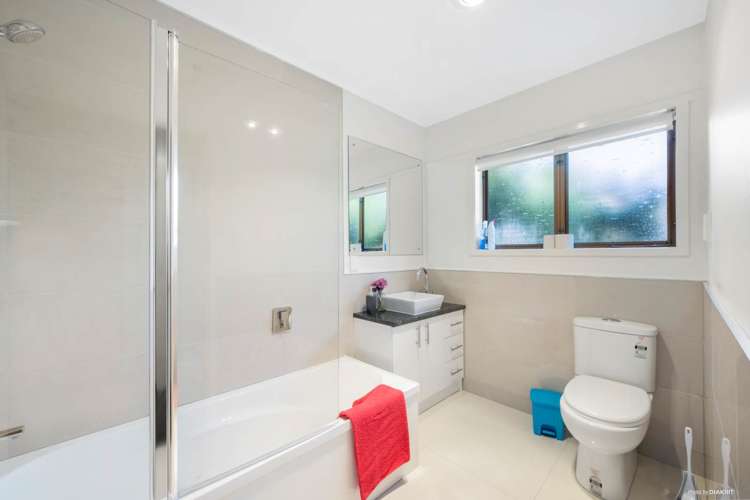 16 Dennis Avenue Hillpark_4