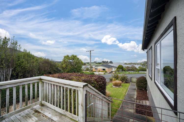 8 Osborne Street Riverton_17