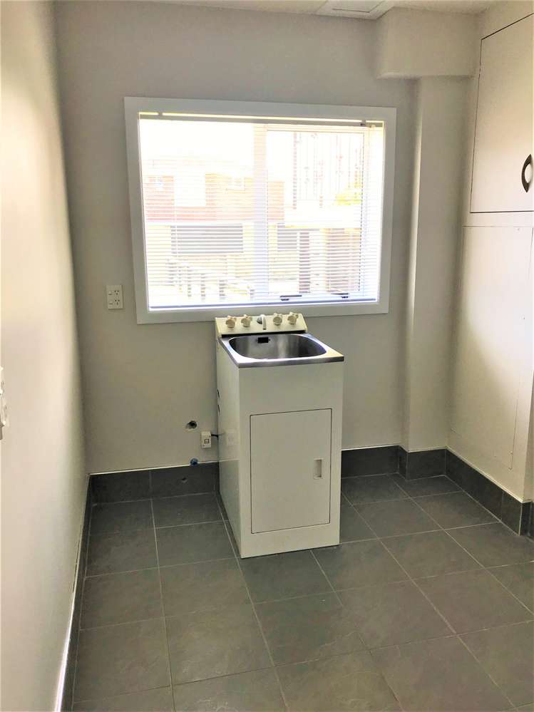 4 Jaemont Avenue Te Atatu South_10