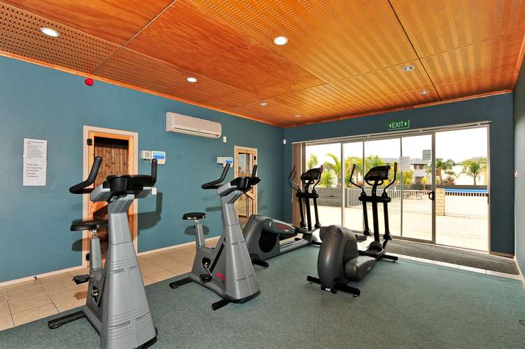 7 Rene Way Huntington_19