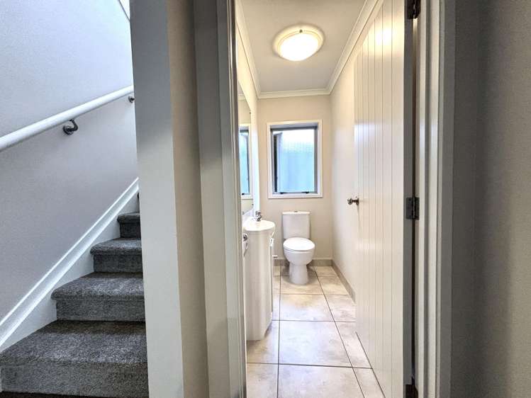 5 Oswald Close Flat Bush_15