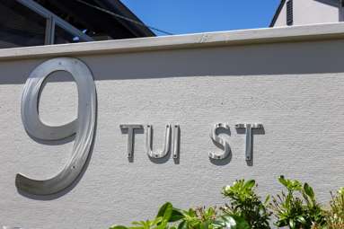 8/9 Tui Street_3