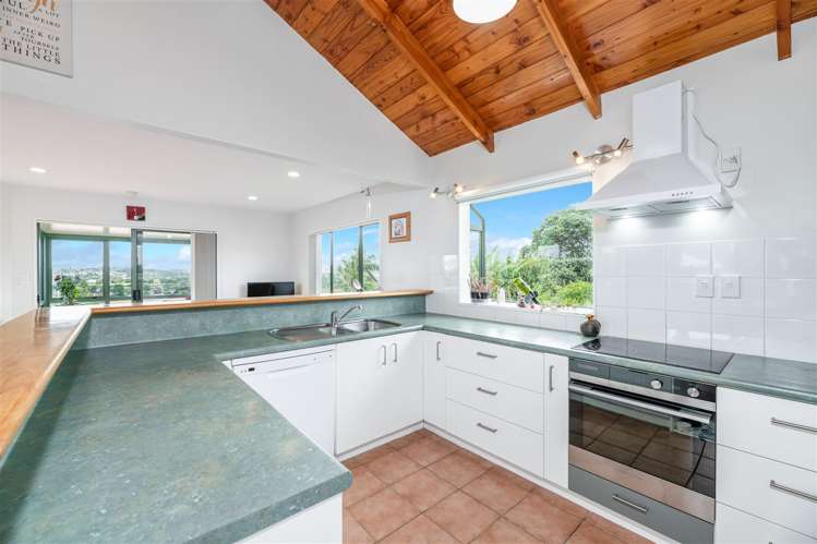 1/204 Sturges Road Henderson_10