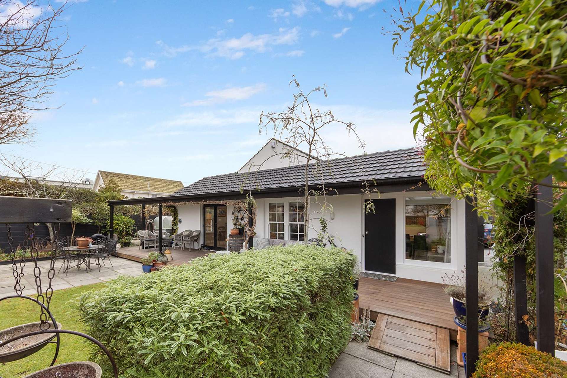 1/148 Leinster Road Merivale_0