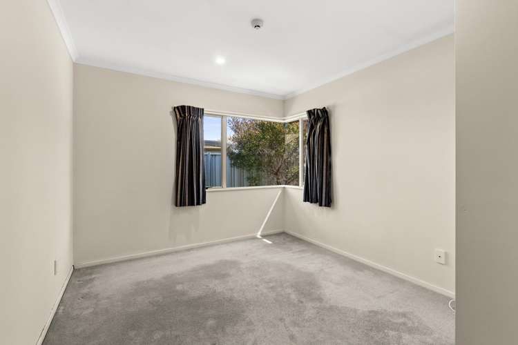 73 Kensington Drive Taradale_7
