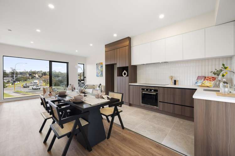 2/125 Universal Drive Henderson_29