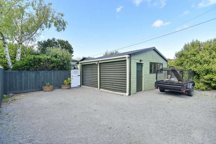 98 Hargood Street Woolston_21