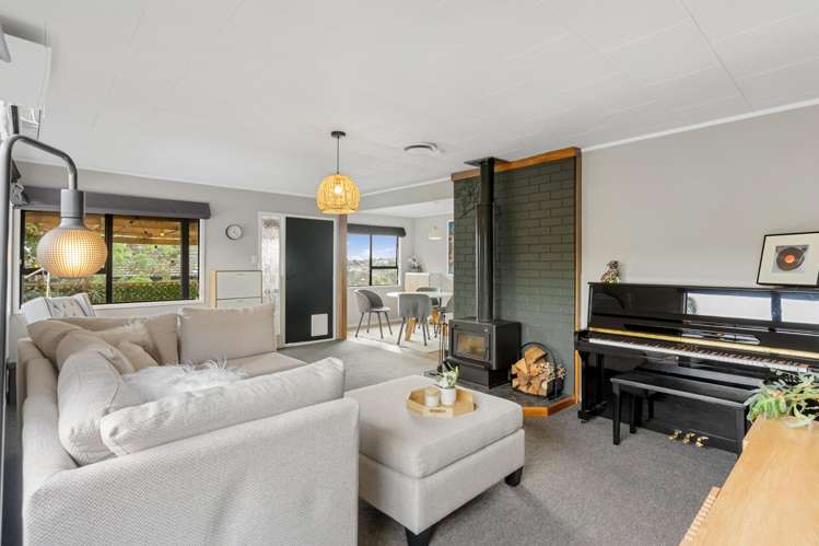 12 Landsdale Place Massey_4