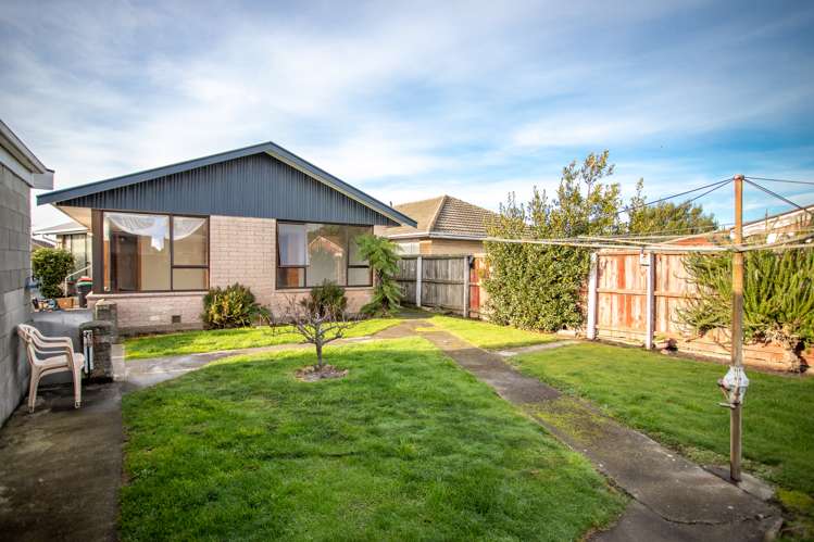 17 Skerten Avenue Hornby_21