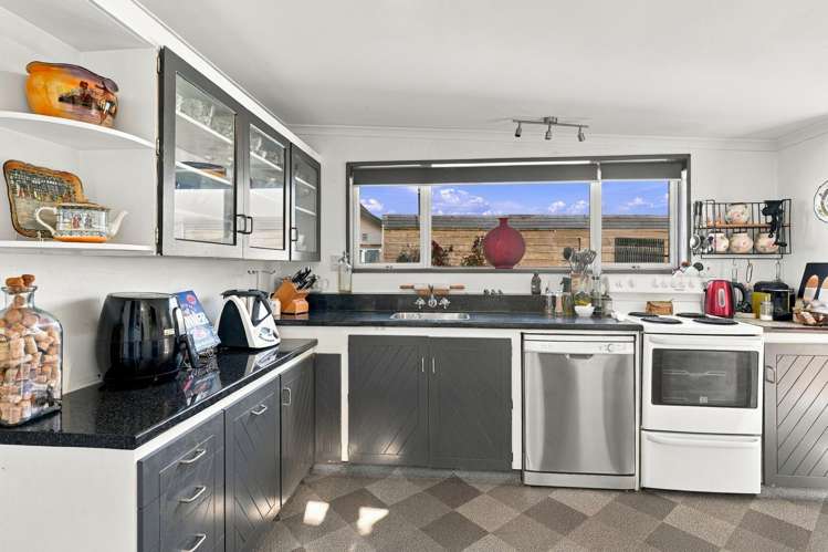 226 Union Street Milton_10