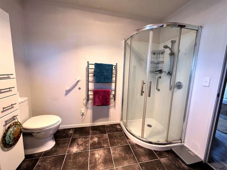 238 Main Street Otautau_12