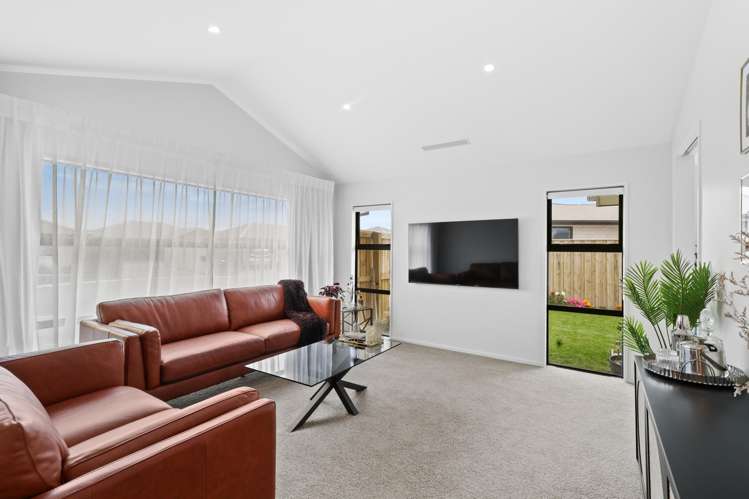 6 Gemstone Place Rolleston_2