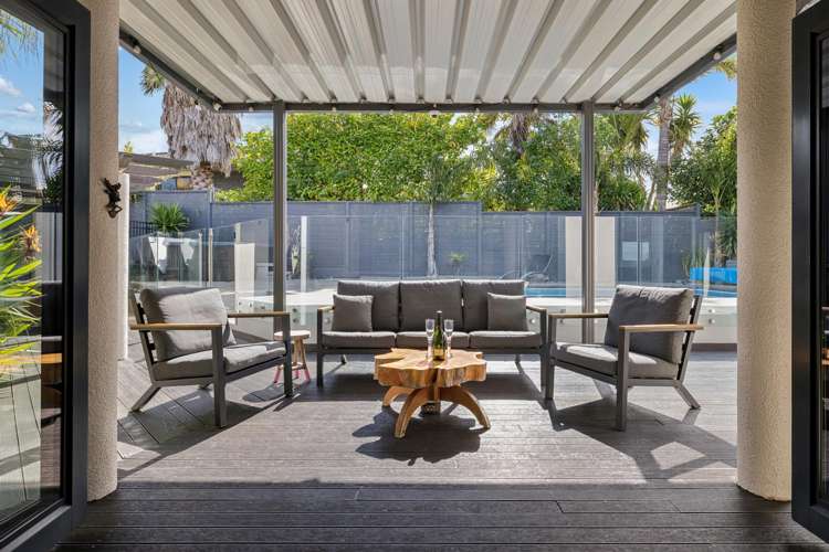 5 Caversham Drive Torbay_4