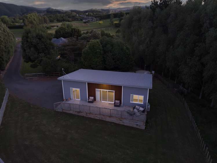 35 ORAM DRIVE Turitea_3