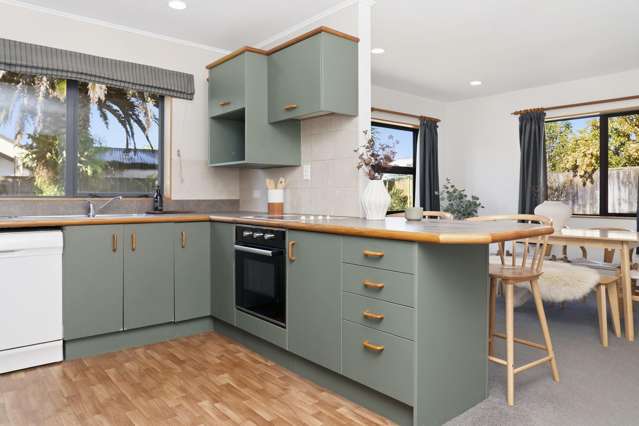 27 Newfield Drive Fairview Downs_4
