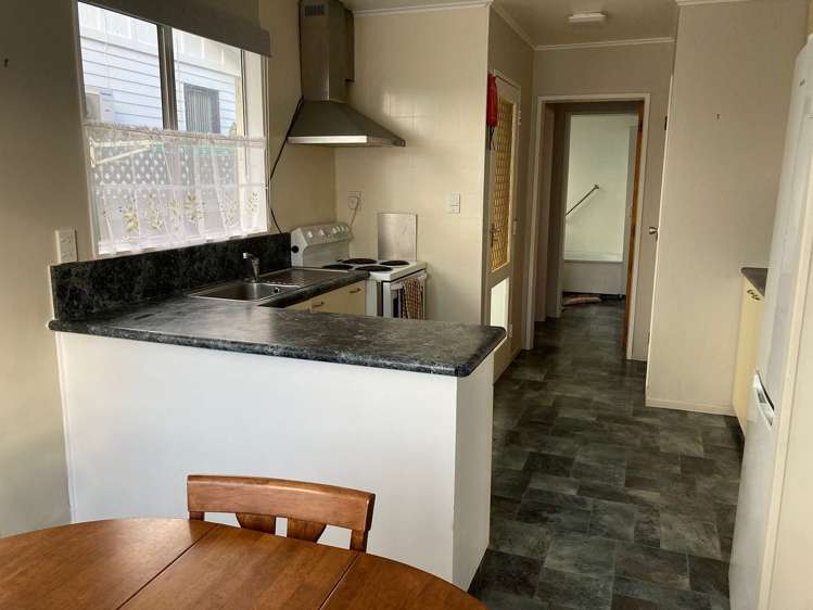 10A Elizabeth Street Moera_5
