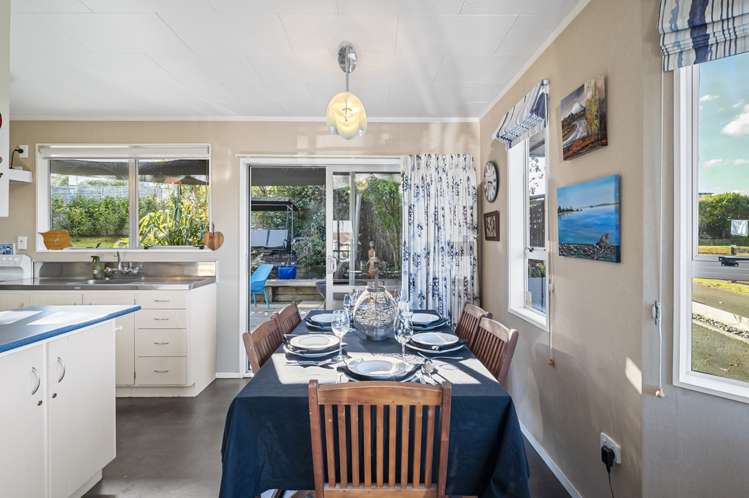 11A Kinder Street Acacia Bay_4