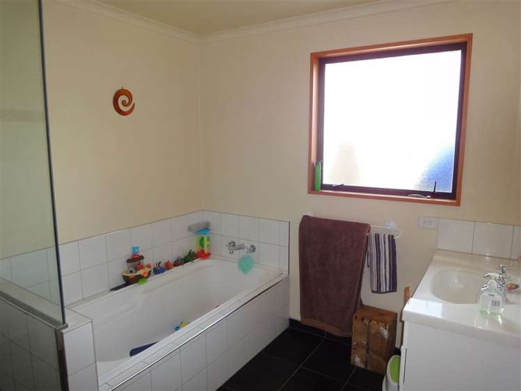 53 Mount Iron Drive Wanaka_10