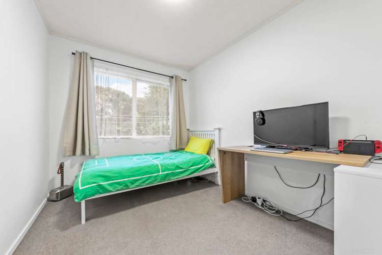 1/10 May Avenue Te Atatu South_10