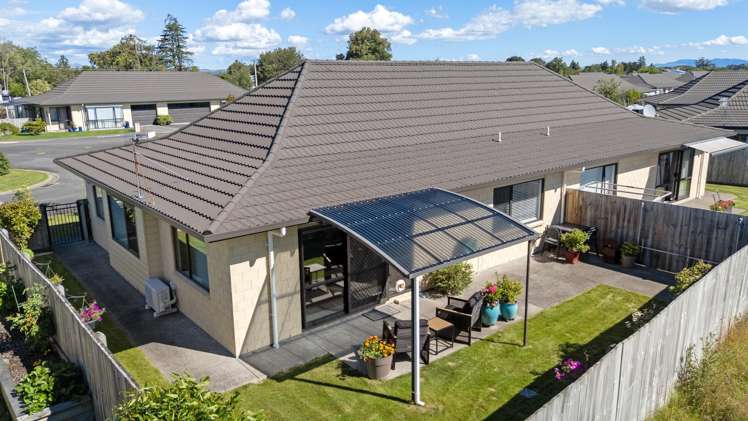 83 Ashmore Park Road Carterton_14