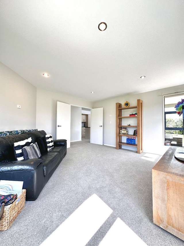 37 Pony Park Place Beachlands_2