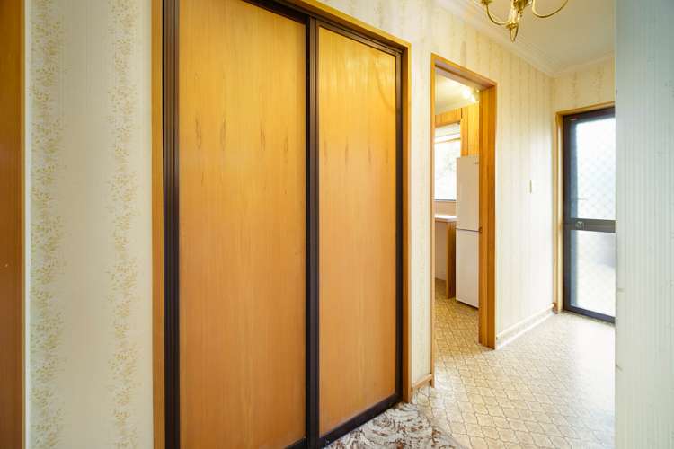 9 Washbourn Drive Richmond_14