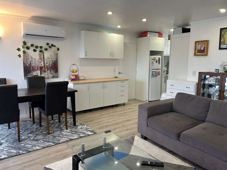 1/33f Springs Road Parakai_9