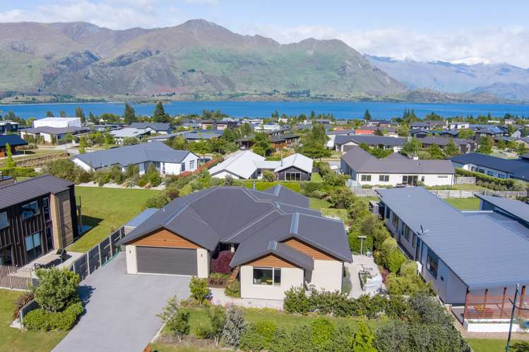 5 Centre Crescent Wanaka_1