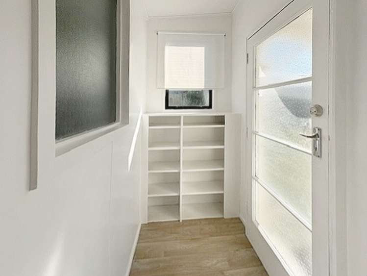 90 Seabury Avenue 1207_8