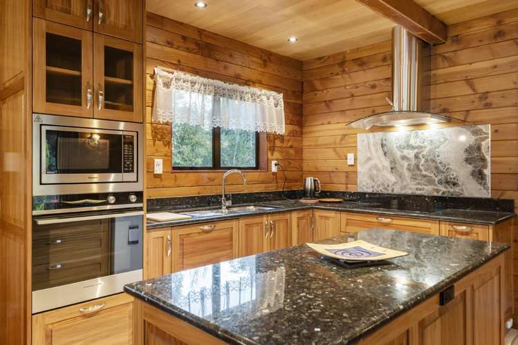 9 Selman Road Dairy Flat_10