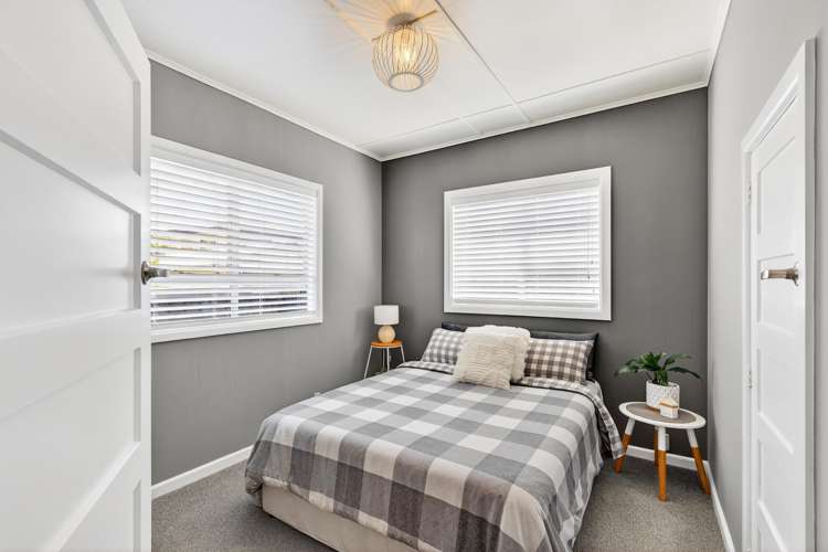 17 Gallipoli Road Onekawa_11