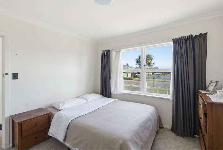 32 Queenwood Road Levin_5