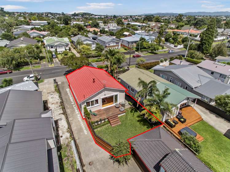 81a Shackleton Road Mount Eden_16
