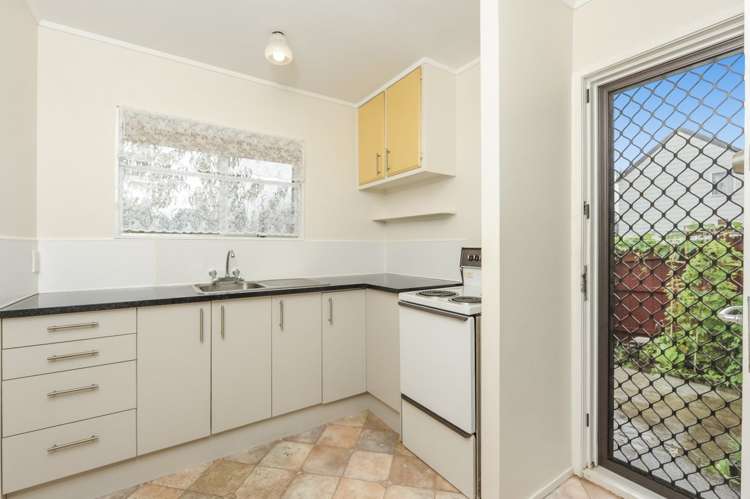 1/67a Spring Street Onehunga_6