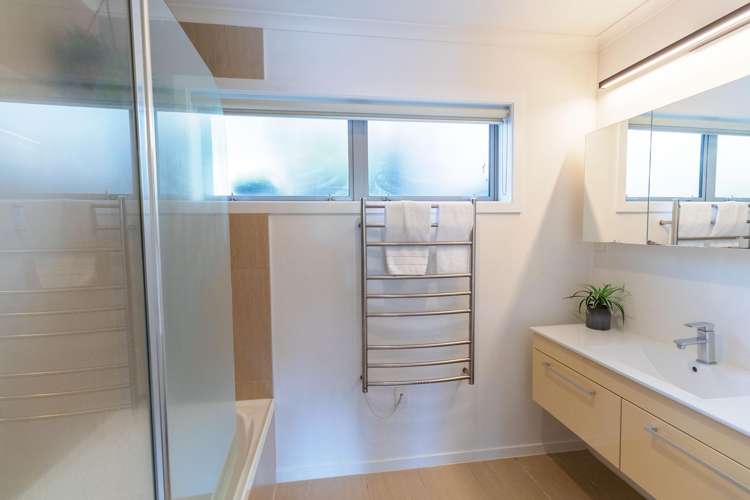 11 Tupara Crescent Kawaha Point_32