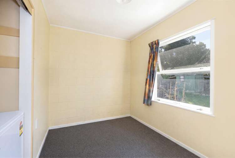 2 and 3/46 Golf Road Tahunanui_13