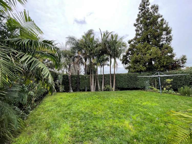 23 Bodi Place Te Atatu South_17