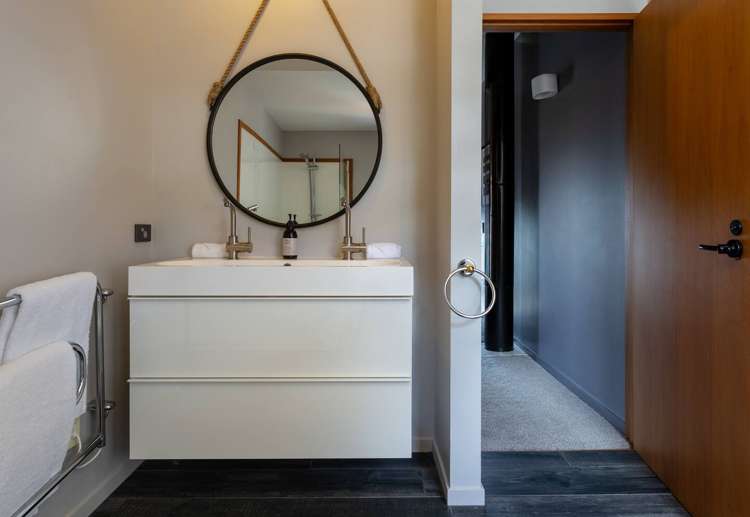 5 Stone Ridge Place Queenstown_17