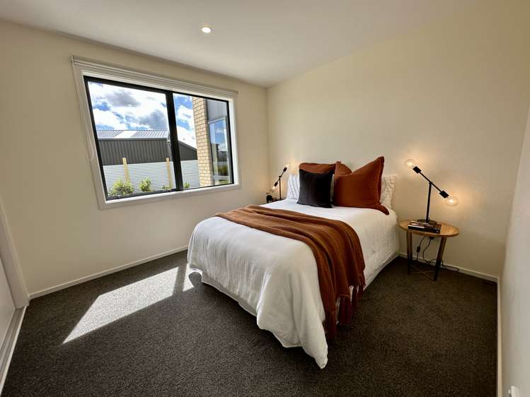 8 Chatham Rise Seaward Bush_31