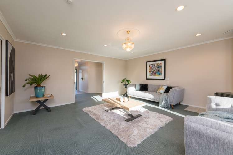 57 Starveall Street Brightwater_23