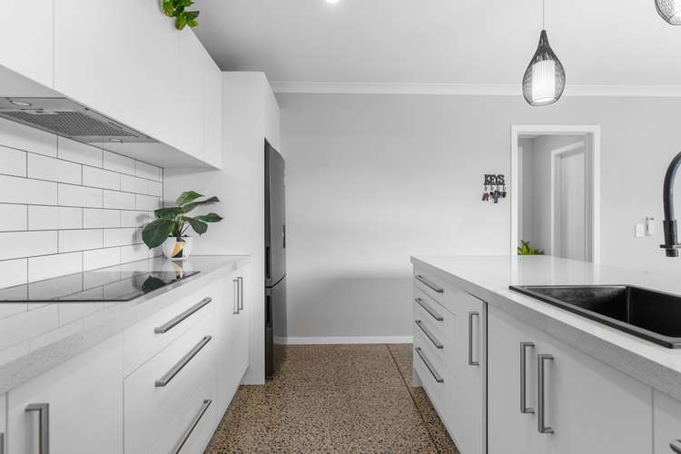 27 Kamahi Crescent Papamoa_6