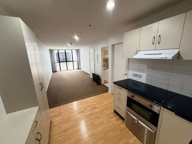 Two Bedroom Apartment with Two Ensuite Bathrooms and Secure Car Park