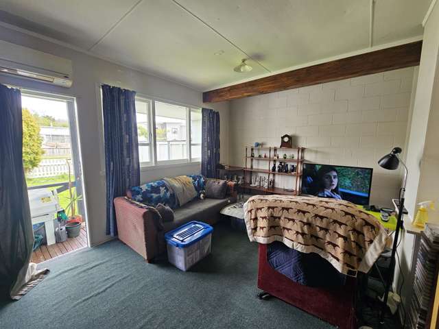 3B Montgomery Street Levin_2